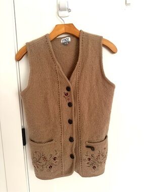 mat. Tan Embroidered V-Neck Wool-Blend Vest size S